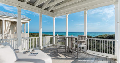 Seaside Beachfront Honeymoon Cottage