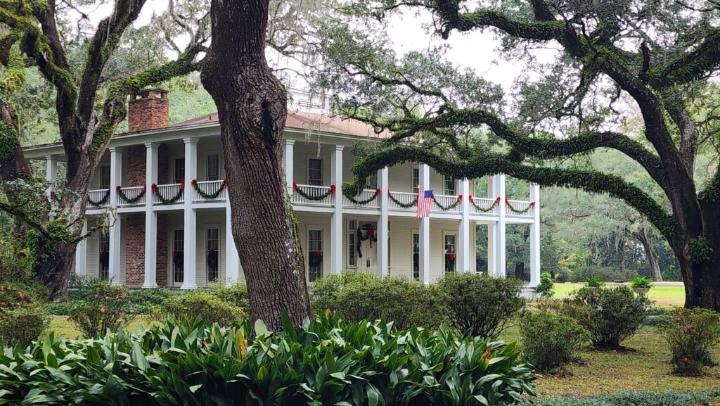 Christmas at Eden Gardens State Park